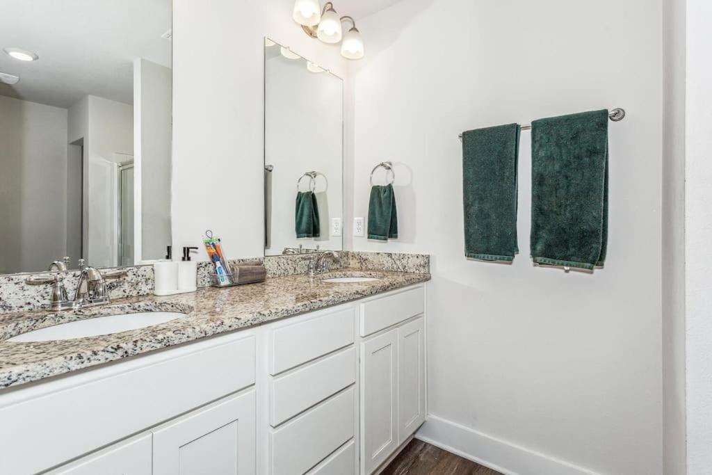 Luxury Townhome Near Downtown And Pensacola Beach Zewnętrze zdjęcie